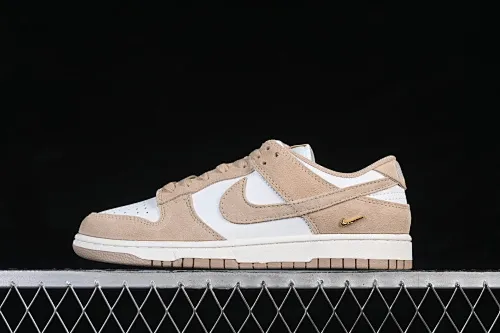 All Categories Nk SB Dunk Series Nk SB Dunk Low Low-top sneakers Nike SB Dunk Low Year of the Horse White Wheat Yellow Low-top casual sneakers IO4244-101